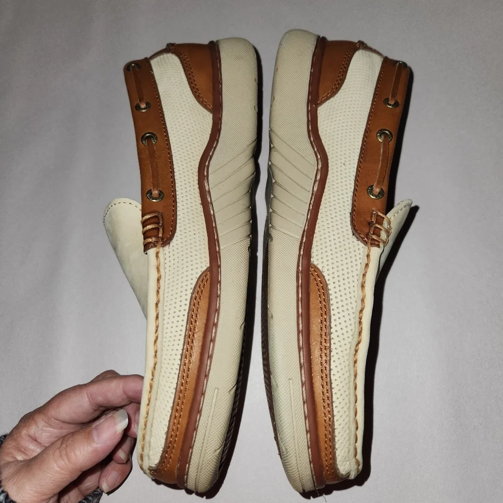 Tommy Bahama Loafer Slip On Sz 9 Oyster Leather